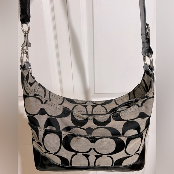 Coach Signature Vintage Black and Tan Leather Trim Crossbody Bag! #M1271-F17491. - Picture 13 of 16